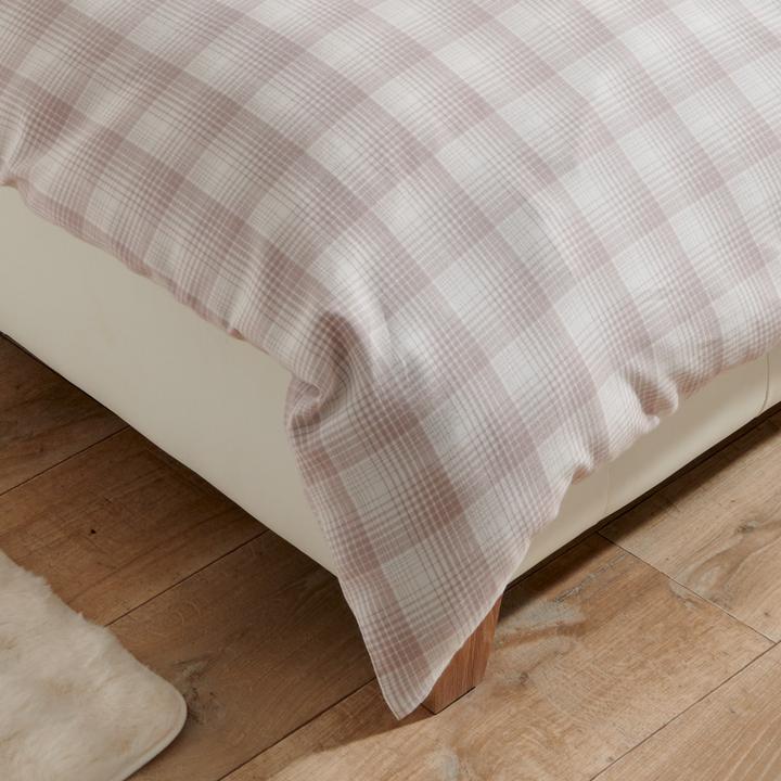 Produktbild Joop! Living Soft Checks (Bettwäsche Set, 155x220 cm + 80x80 cm)