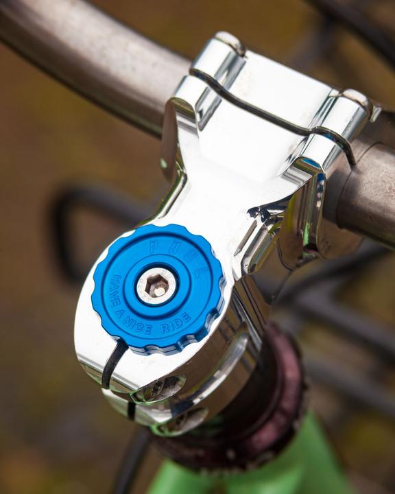 Actual product image Paul Component Engineering Paul Component Stem Cap, 1 1/8", blue
