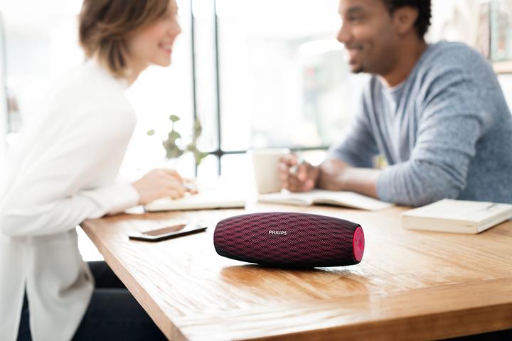 Actual product image Philips EverPlay (14 h, Rechargeable battery operated)