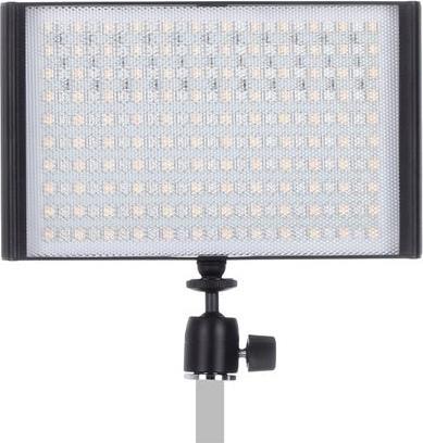 Actual product image Falcon Eyes RGB LED lamp set T8 incl. rechargeable battery (Ring light)