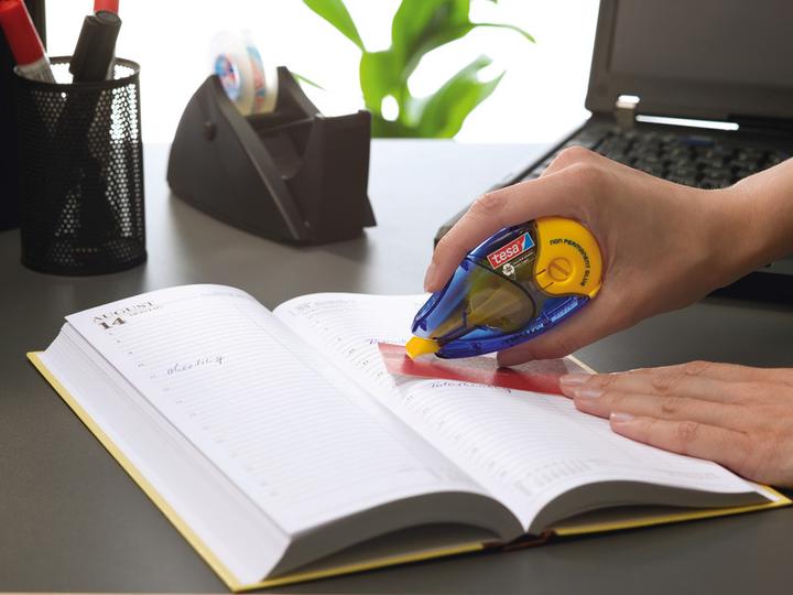 Actual product image tesa Glue roller