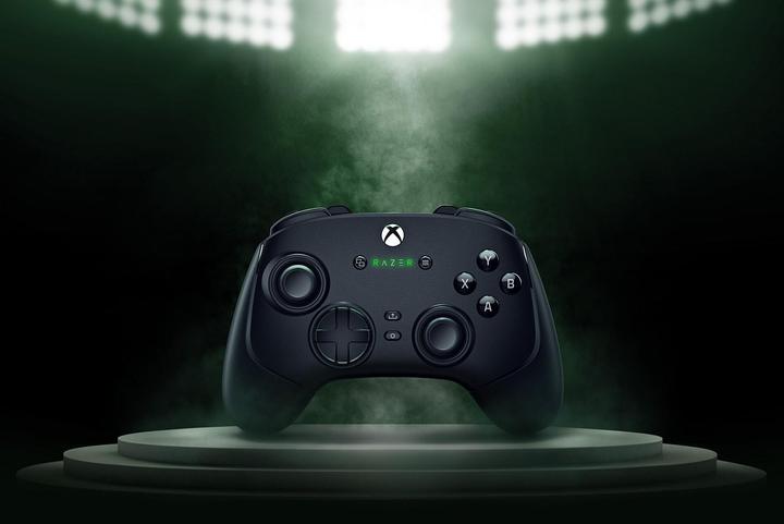 Actual product image Razer Wolverine V3 Pro (PC, Xbox Series X)