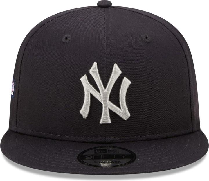 Actual product image New Era 9Fifty Snapback Cap SIDEPATCH New York Yankees - S/M (S, M)