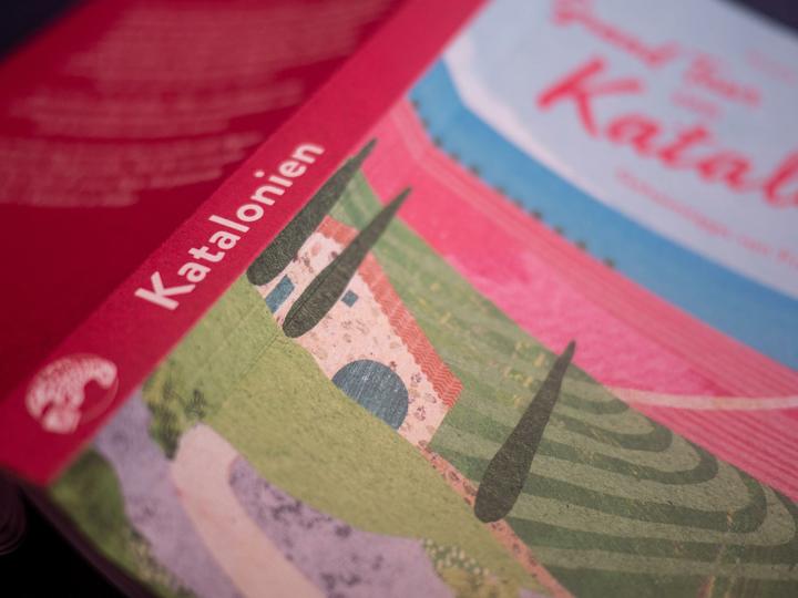Produktbild Grand Tour von Katalonien Reisehandbuch (Deutsch, Nicole Biarnes, 2022)