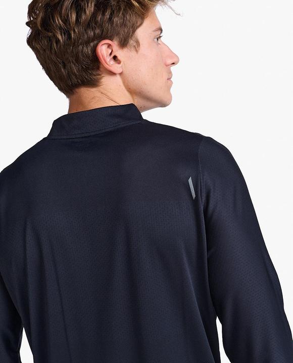 Actual product image 2XU Light Speed Tech 1/4 Zip (XL)