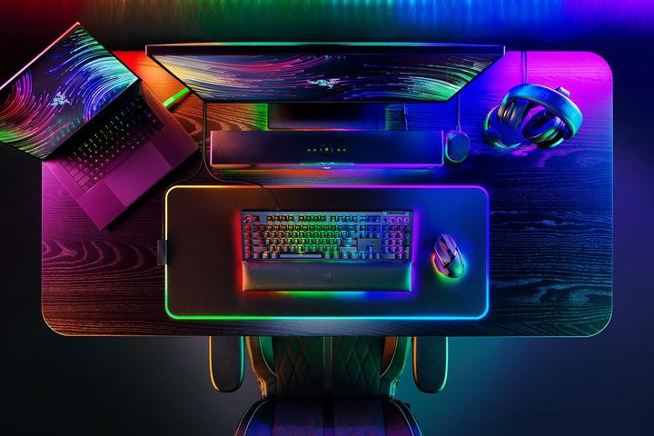 Actual product image Razer BlackWidow V4 Pro (Eng. Int., Cable)