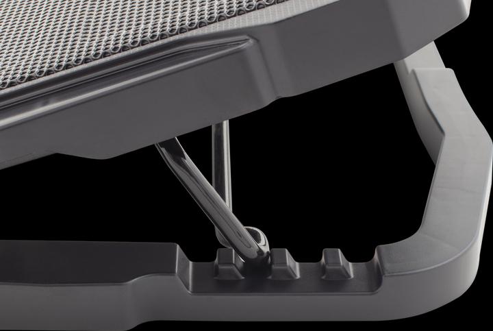 Actual product image Cooling stand for laptop Shark Ice Warrior, up to 17.3 ", 4 fans, blue backlight