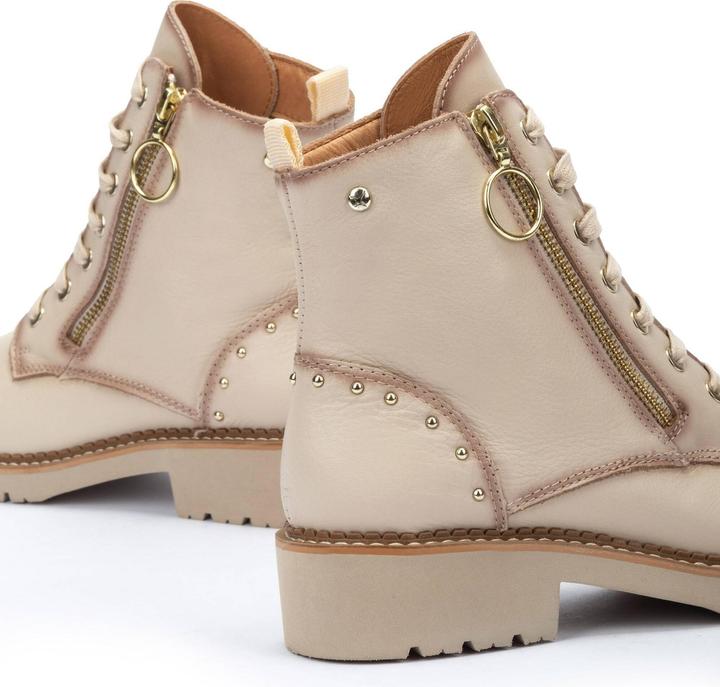 Actual product image Pikolinos Vicar (37)
