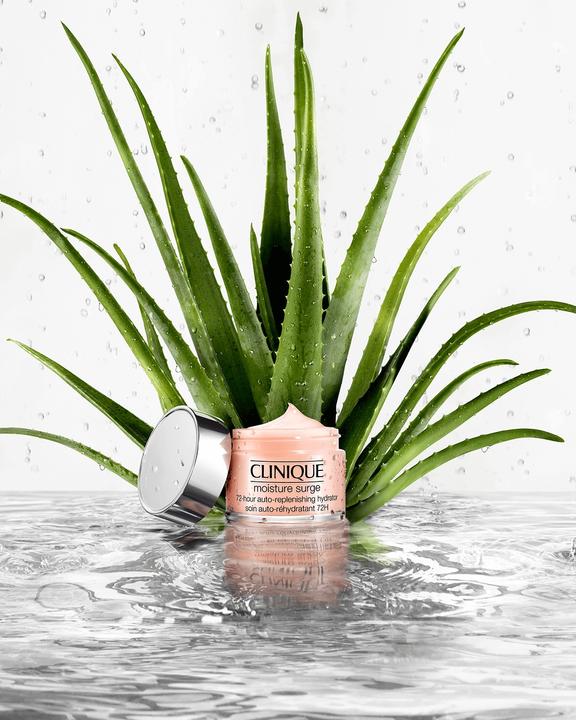 Actual product image Clinique moisture surge (30 ml)