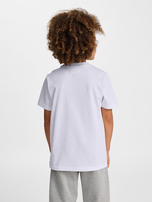 Immagine prodotto hummel hmlJR BASE T-SHIRT S/S (10, 11, 12, 13, 14, 15, 16)