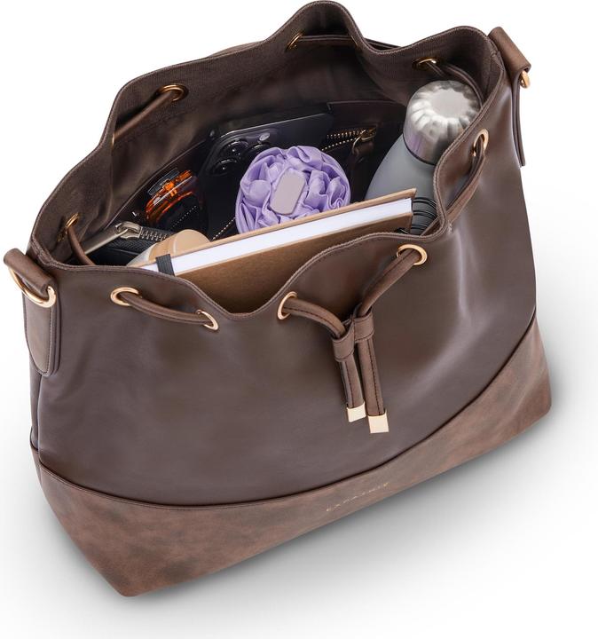 Actual product image Expatrié Sarah Medium Pouch Bag