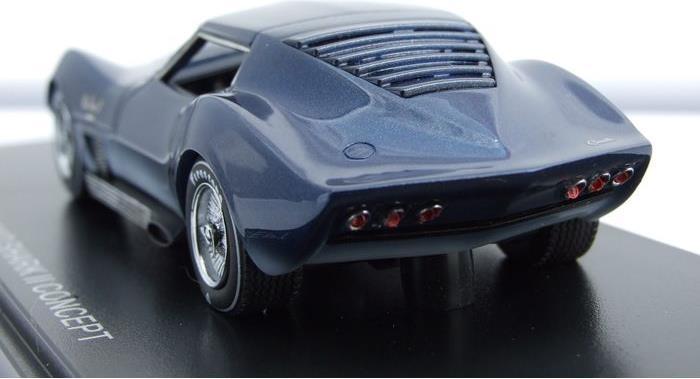 Actual product image Neo Chevrolet Corvette Mako Shark II