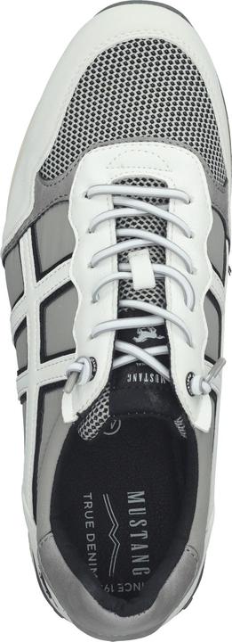 Actual product image Mustang Get out of your tight business trainers and into your favourite casual shoes. This comfortable and (41)