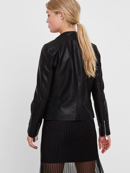 Actual product image Vero Moda Kerri Short