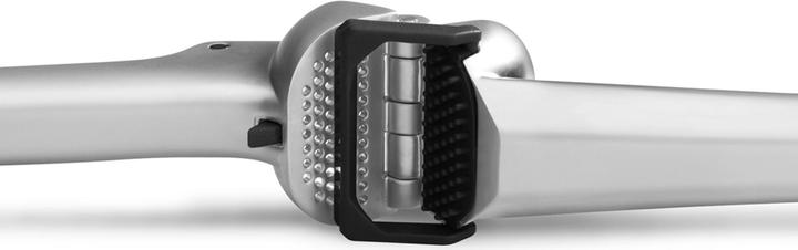 Actual product image DreamFarm Garject garlic press