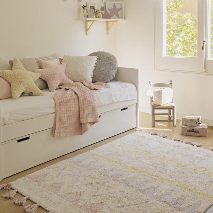 Actual product image Lorena Canals Azteca (120 x 160 cm)