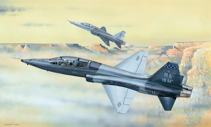 Produktbild Trumpeter US T-38C Talon