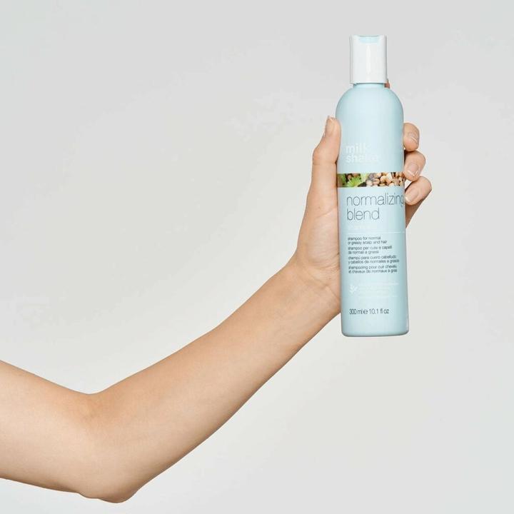 Produktbild Milk_Shake Normalizing Blend Shampoo 300 ml (300 ml, Flüssiges Shampoo)