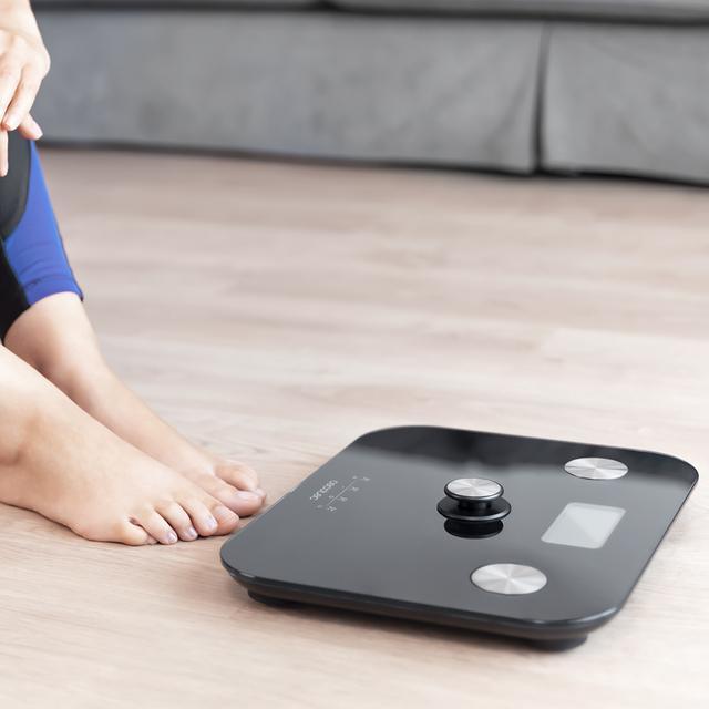 Actual product image Cecotec EcoPower 10100 Precision Surface Personal Scale with Bioimpedance Function and High-Security Glass S (180 kg)