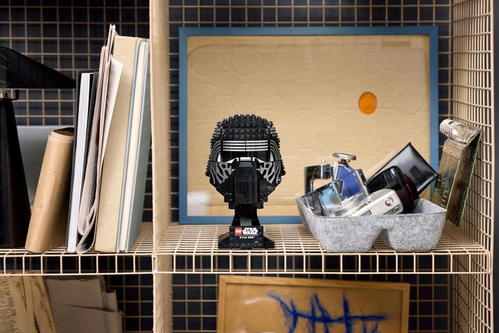 Image du produit LEGO Casque Kylo Ren (75415, LEGO Star Wars)