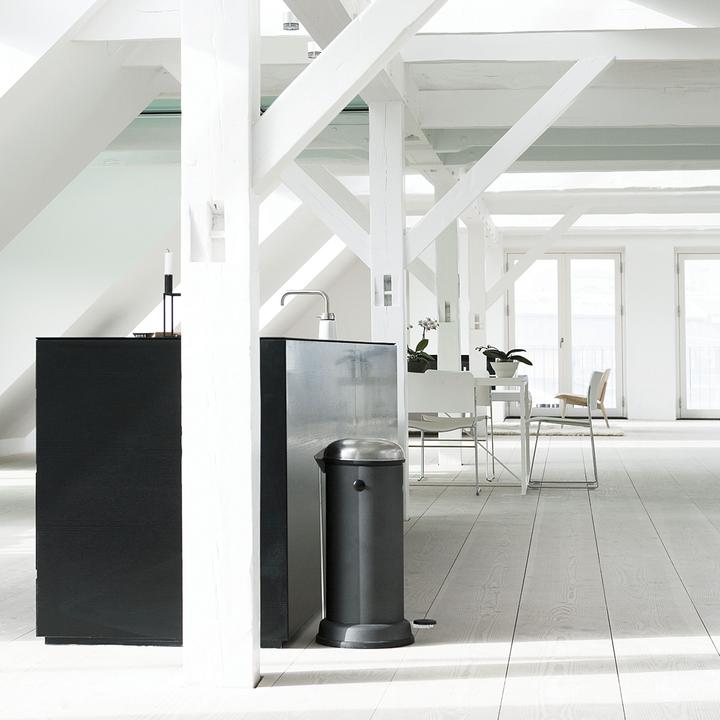 Produktbild Vipp 16 Treteimer