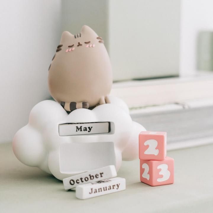 Produktbild NoName PUSHEEN - Calendrier Perpétuel 3D en Résine - '10x12x13cm' (10 x 13 cm, Harter Einband)