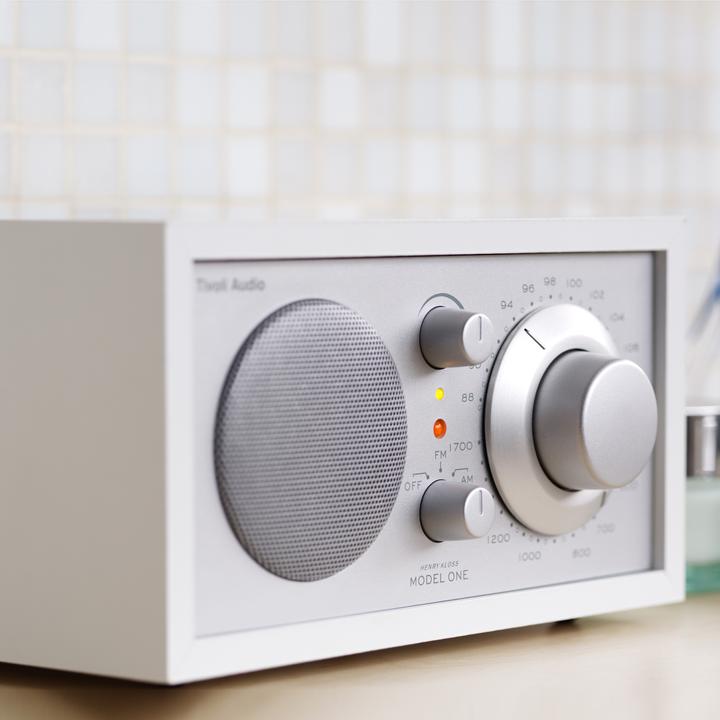 Actual product image Tivoli Audio Model One (FM, AM, Bluetooth)