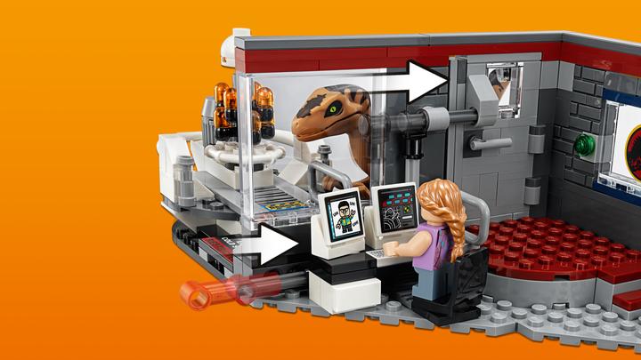 Image du produit LEGO Jurassic World Chasse au vélociraptor (75932, LEGO Jurassic World)
