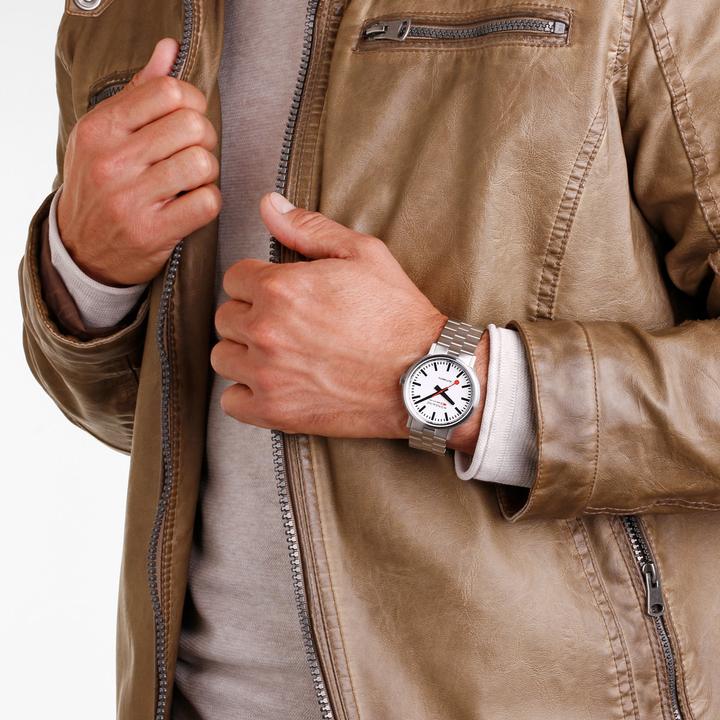 Produktbild Mondaine The Original (Chronograph, 41 mm)