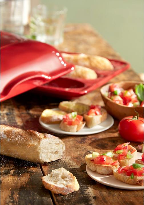 Actual product image Emile Henry Baguette-Backform
