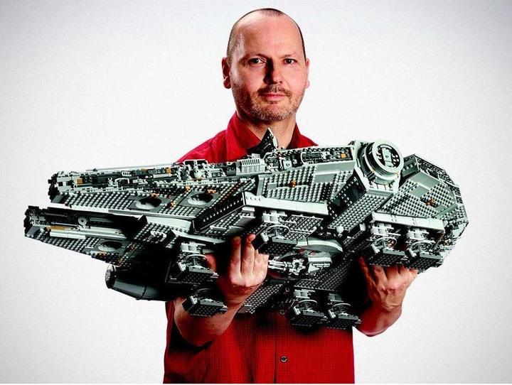Actual product image LEGO Millennium Falcon (75192, LEGO Star Wars, LEGO Rare Sets)