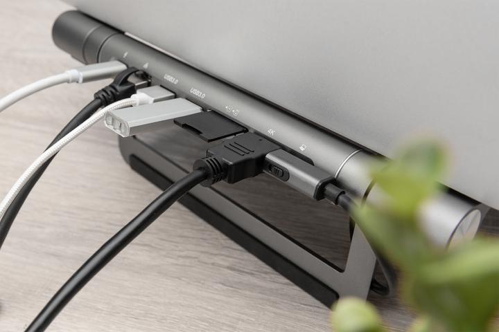 Immagine prodotto Digitus Supporto variabile per notebook con docking station USB-C® pop-out a 7 porte (USB-C, 7 Porti)