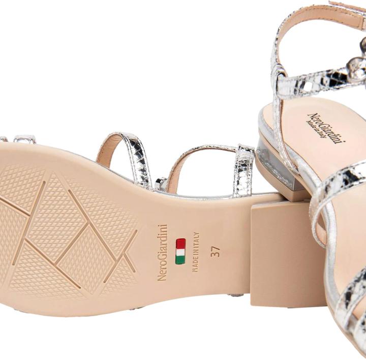 Actual product image Nero Giardini Sandalen (38)