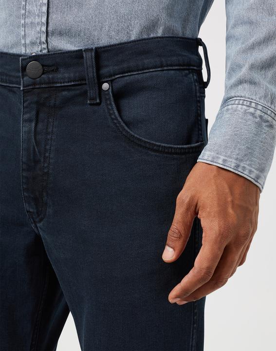 Actual product image Wrangler Greensboro Low Stretch Jeans (44)