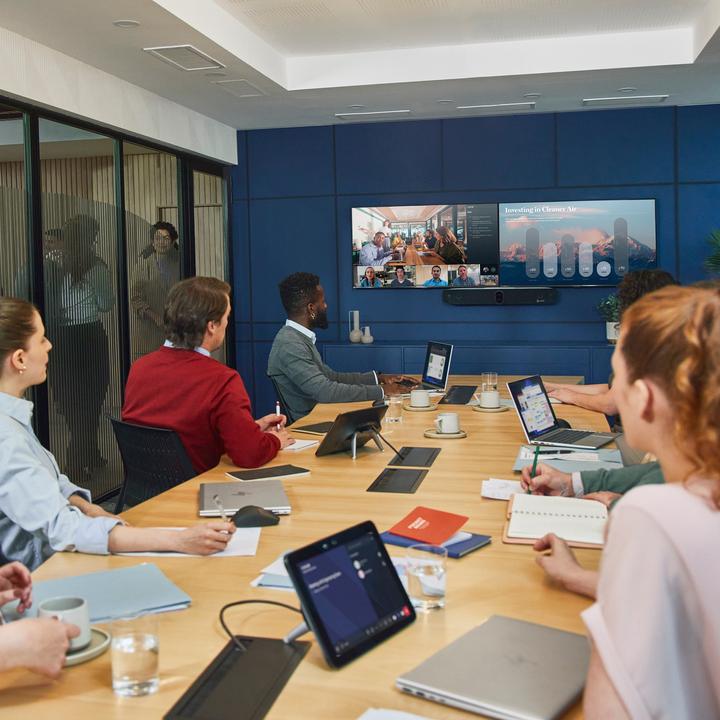 Actual product image HP Poly Studio X72 All-In-One Video Bar with TC10 Controller Kit
