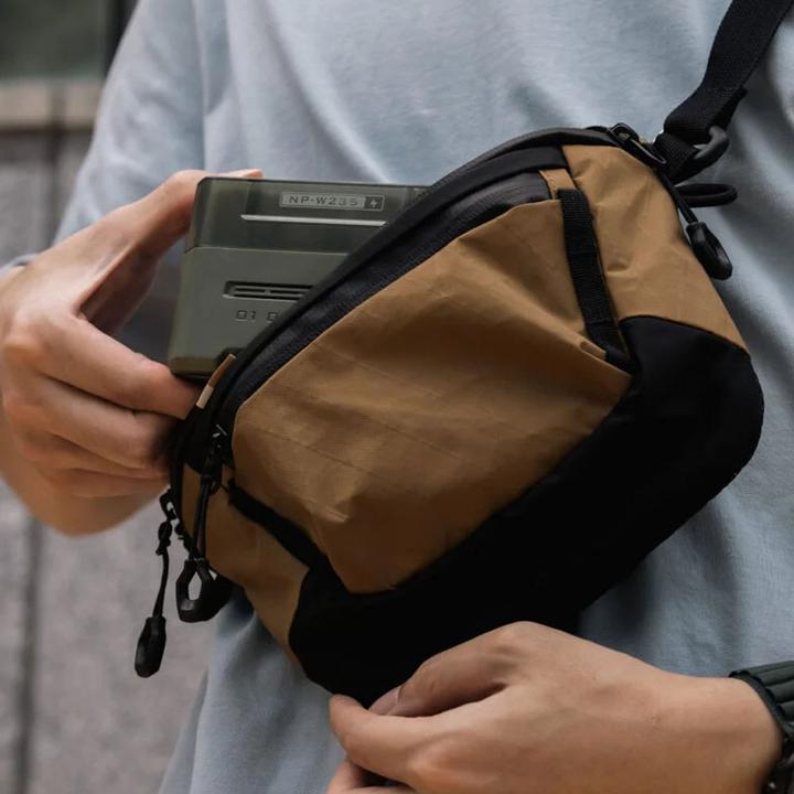 Produktbild Tilta Portable Charging Station Kit for NP-W235 (Kamera Akku Ladegerät, Kamera Akku)