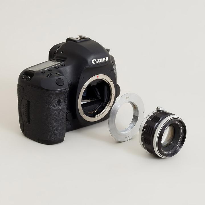 Produktbild Urth Lens Mount Adapter: Compatible with M42 Lens to Canon (EF / EF S) Camera Body