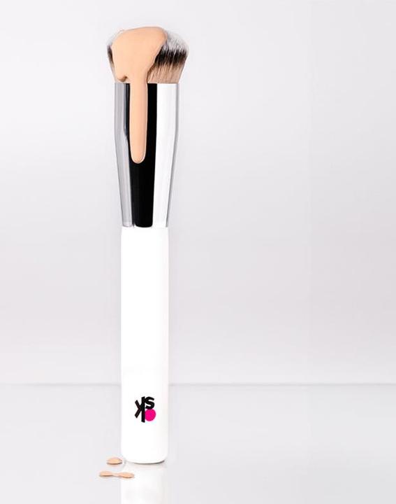 Actual product image Veralab Foundation Brush (Foundation)