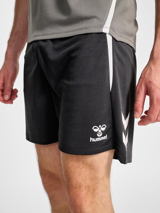 Actual product image hummel hmlLEAD 2.0 SHORTS (S)