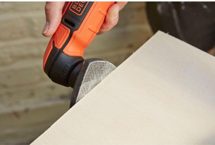 Image du produit Black & Decker Black+Decker Ponceuse Delta sans fil 12V (Plateau de ponçage triangulaire)