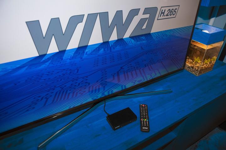 Immagine prodotto Wiwa Esperanza EV104 decoder TV via cavo nero - H.265 - DVB-T (DVB-T, DVB-T2)