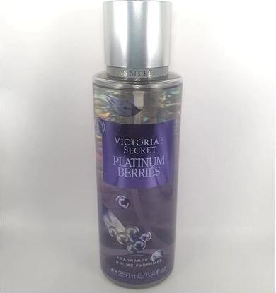 Immagine prodotto Victoria's Secret Platinum Berries Body Mist Spray & Body Lotion (Set per la cura del corpo)