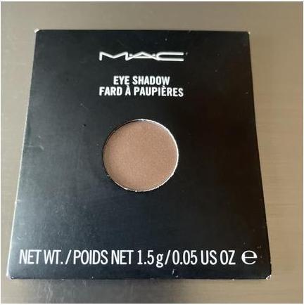 Actual product image MAC Cosmetics Eye Shadow / Pro Palette Refill Pan (Mulch)