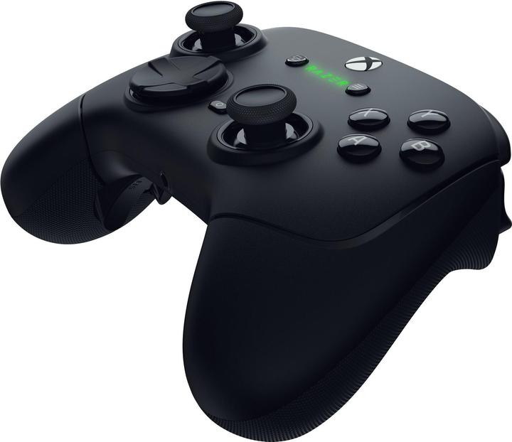 Actual product image Razer Wolverine V3 Pro (PC, Xbox Series X)