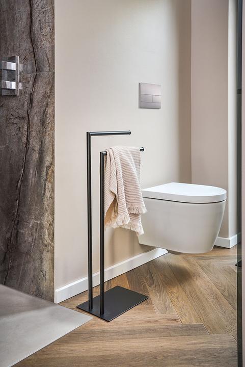Actual product image Zeller Present Towel rail