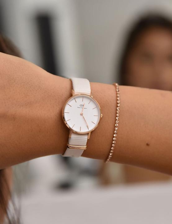 Immagine prodotto Daniel Wellington DW00100675 Federica Scagnetti x DW Petite Chalk Nato 28mm 3ATM