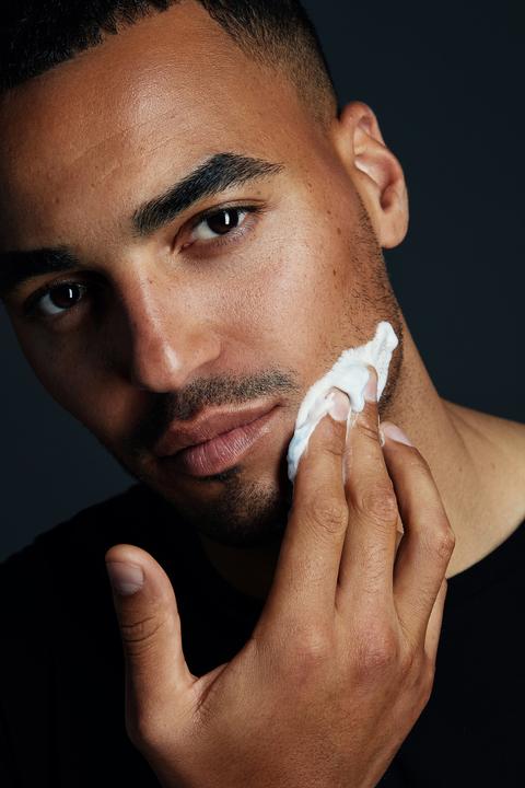 Produktbild NIVEA MEN Protect & Care Rasierschaum (200 ml, Rasierschaum)