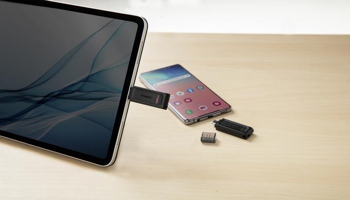 Produktbild Kingston DataTraveler 70 (128 GB, USB-C)