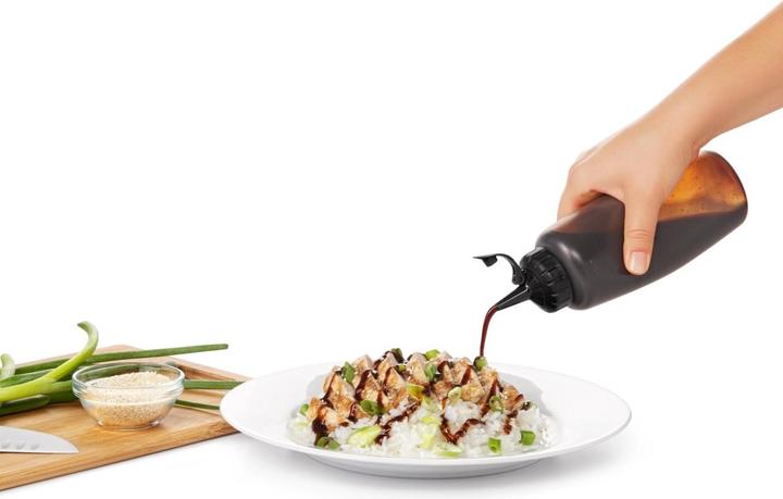 Actual product image OXO Chef's Dispenser Bottle, medium, 350 ml
