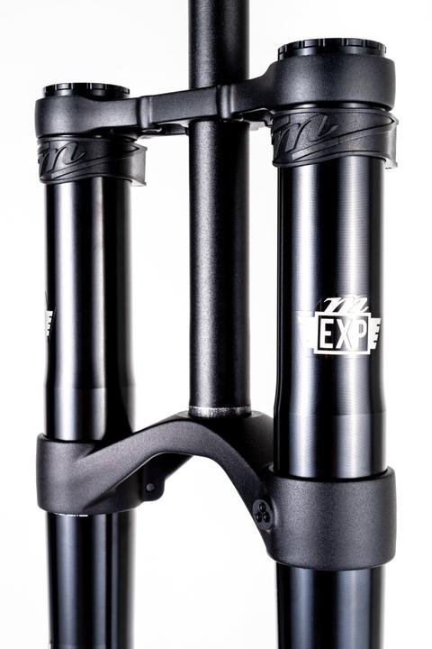 Actual product image Manitou Dorado Expert 37 (203 mm, Air)
